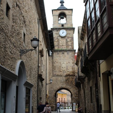 Strolling the Medieval  Streets of Ponferrada